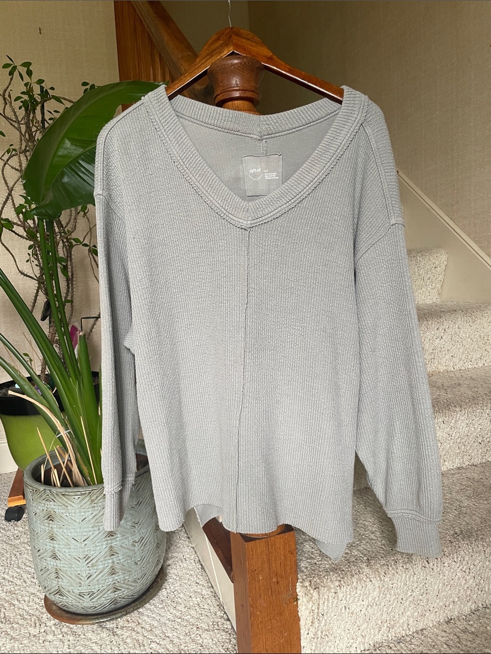aerie Flouncy Oversized Light Gray V-Neck Waffle Knit Sweater